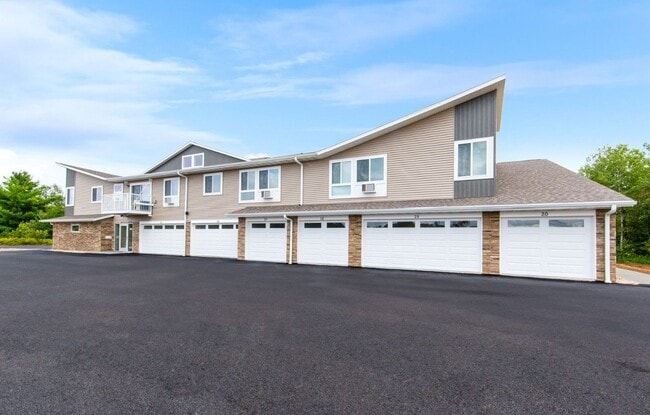 352 Deschane Ave, Unit Unit 5