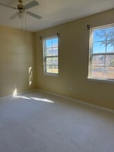 3384 Corona Village Way, Unit 104 in Orlando, FL - Foto de edificio - Building Photo