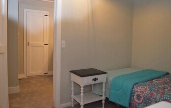 4 1St St in Sutton, MA - Building Photo - Building Photo