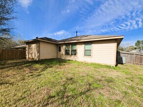 810 Lightningbug Ln in Conroe, TX - Building Photo - Building Photo