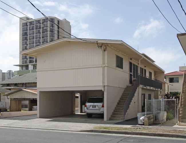 770 Paani St in Honolulu, HI - Building Photo - Building Photo