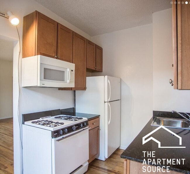 property at 4242 N Sheridan Rd