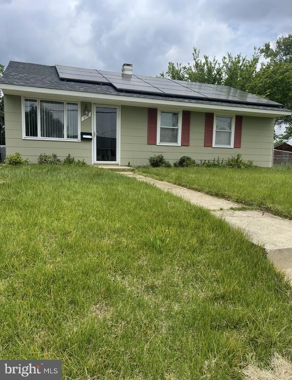 property at 810 Crawford St