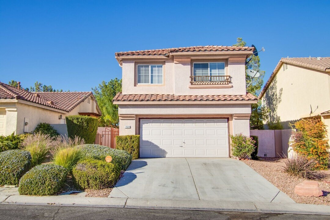 7604 Vista Hills Dr in Las Vegas, NV - Building Photo