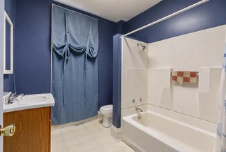 708 East High St in Waynesburg, PA - Building Photo - Building Photo