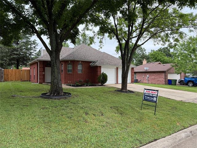 property at 713 Grandview Ave