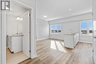 979 N Russell Rd in Russell, ON - Building Photo - Building Photo