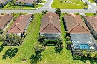 4610 Royal Dornoch Cir in Bradenton, FL - Building Photo - Building Photo