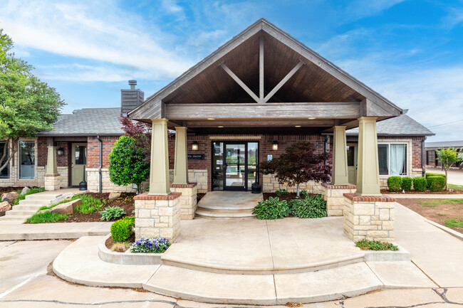 Avista of Edmond in Edmond, OK - Foto de edificio - Building Photo