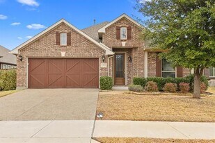 1509 Bull St in Aubrey, TX - Building Photo