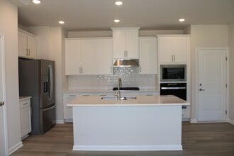 832 Ottawa Dr in Garner, NC - Building Photo - Building Photo