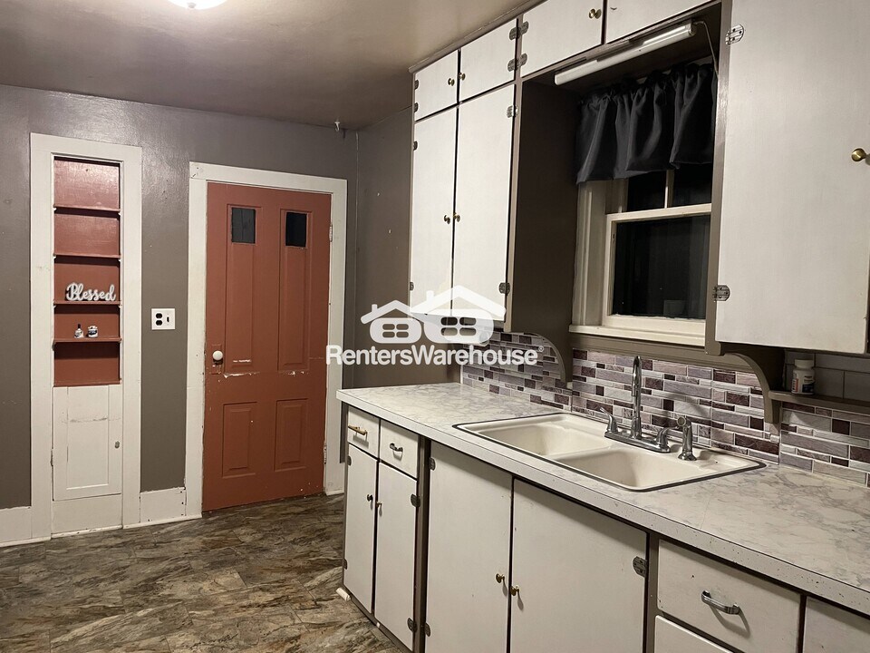 1053 23rd Ave in Cumberland, WI - Building Photo