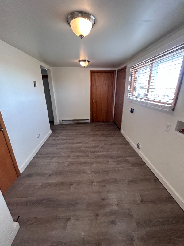 2974 E 3400 N in Twin Falls, ID - Foto de edificio - Building Photo