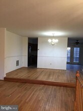 12323 Fox Lake Ct in Fairfax, VA - Building Photo - Building Photo