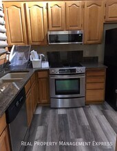 3 BED 2 BATH HOME NEAR MORNINGSIDE PARK in Sioux Falls, SD - Building Photo - Building Photo
