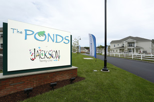 The Ponds at Jackson Twenty-One Apartments