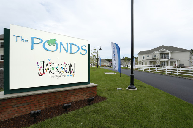 The Ponds at Jackson Twenty-One