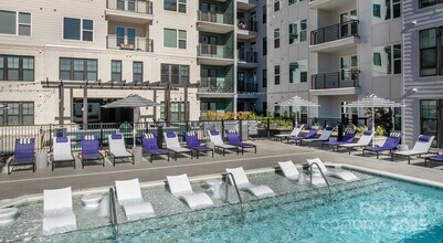 2408 South Blvd, Unit B2 in Charlotte, NC - Building Photo - Building Photo