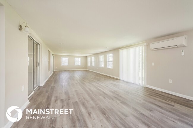 619 Regency Way in Kissimmee, FL - Building Photo - Building Photo
