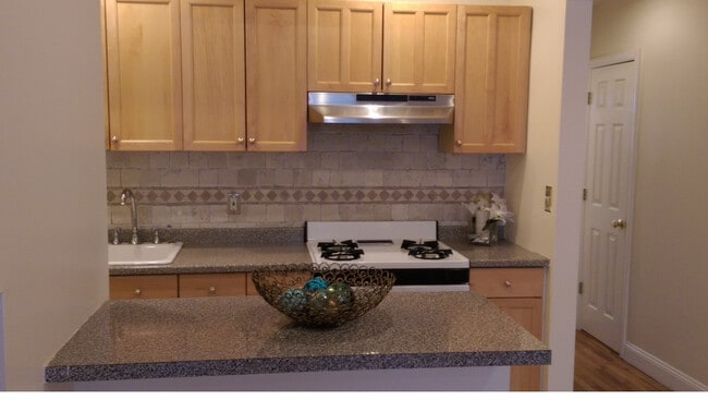19210 Station Rd, Unit Apt #3