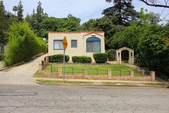 1712 Gillette Crescent in South Pasadena, CA - Building Photo - Building Photo