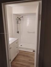 1760 Bayberry Dr in Pembroke Pines, FL - Building Photo - Building Photo