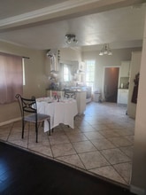 1302 Helen Dr, Unit 1308 in Los Angeles, CA - Foto de edificio - Building Photo