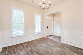8904 Crestview Cir in Union City, GA - Building Photo - Building Photo