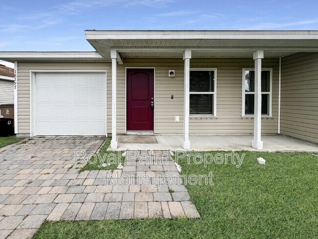 18297 Gibraltar Ln in Lehigh Acres, FL - Building Photo - Building Photo