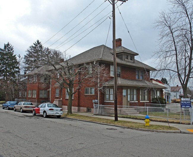 3024 N Main St in Dayton, OH - Foto de edificio - Building Photo