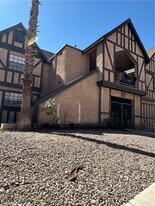 4660 Koval Ln in Las Vegas, NV - Building Photo
