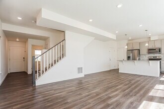 4738 N Tower Dr in Denver, CO - Building Photo - Building Photo