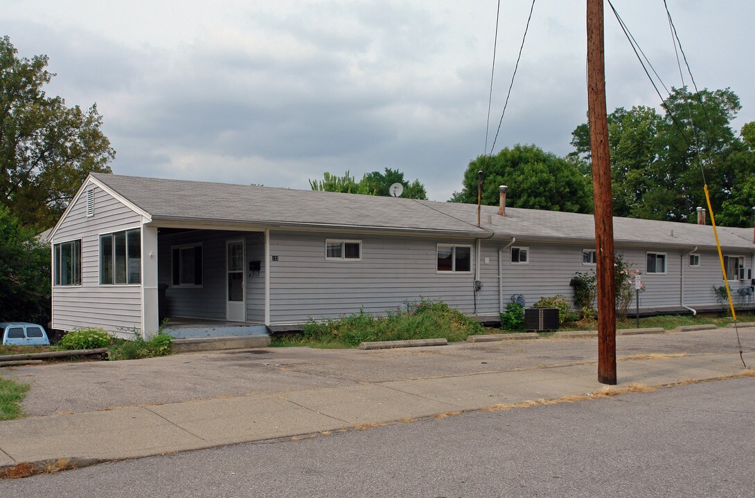 116-124 E 31st St in Latonia, KY - Building Photo