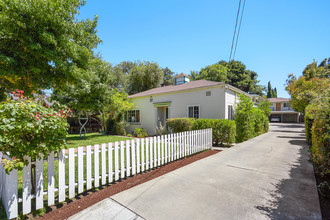 355 Mariposa Ave in Mountain View, CA - Building Photo - Building Photo