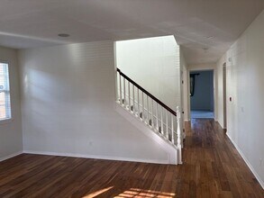 46172 Pinon Pine Way in Temecula, CA - Building Photo - Building Photo