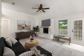 931 Fiero Dr in Arlington, TX - Building Photo - Building Photo