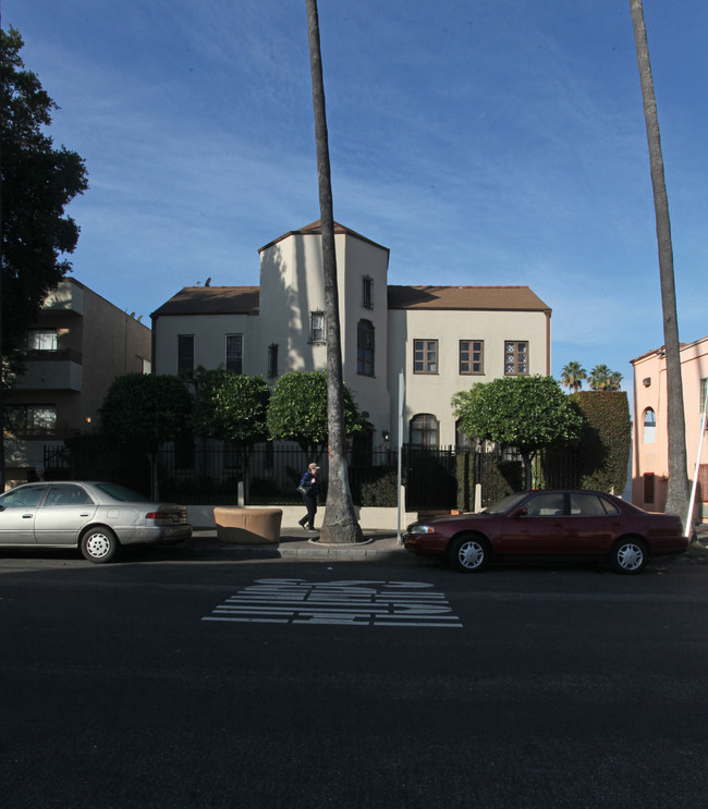 1427 N Kingsley St in Los Angeles, CA - Foto de edificio - Building Photo