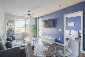 701 W Rio Salado Pkwy in Tempe, AZ - Building Photo - Building Photo