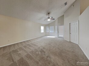 7678 Coatbridge Terrace in Jacksonville, FL - Building Photo - Building Photo