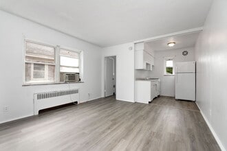 618 Probasco in Cincinnati, OH - Building Photo - Building Photo