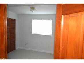 441 NE 43rd St in Boca Raton, FL - Building Photo - Building Photo