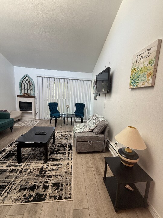 7243 Balkis Ln in Lemon Grove, CA - Foto de edificio