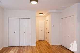 2201 W Eastwood Ave in Chicago, IL - Building Photo - Building Photo