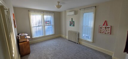 621 6th St SE in Minneapolis, MN - Foto de edificio - Building Photo