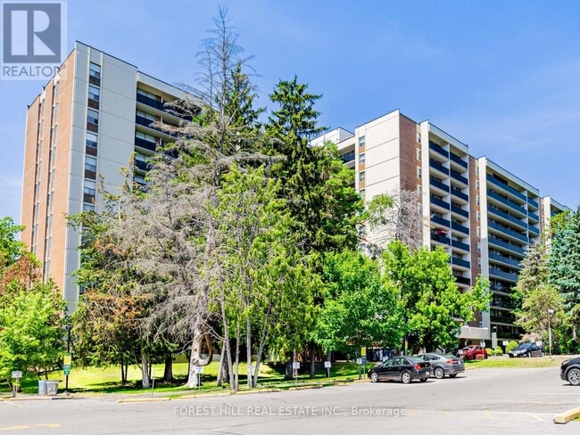 property at 4001-4001 Bayview Ave