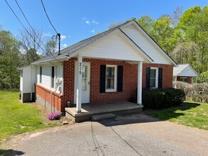 215 Branch St in Morganton, NC - Building Photo - Building Photo