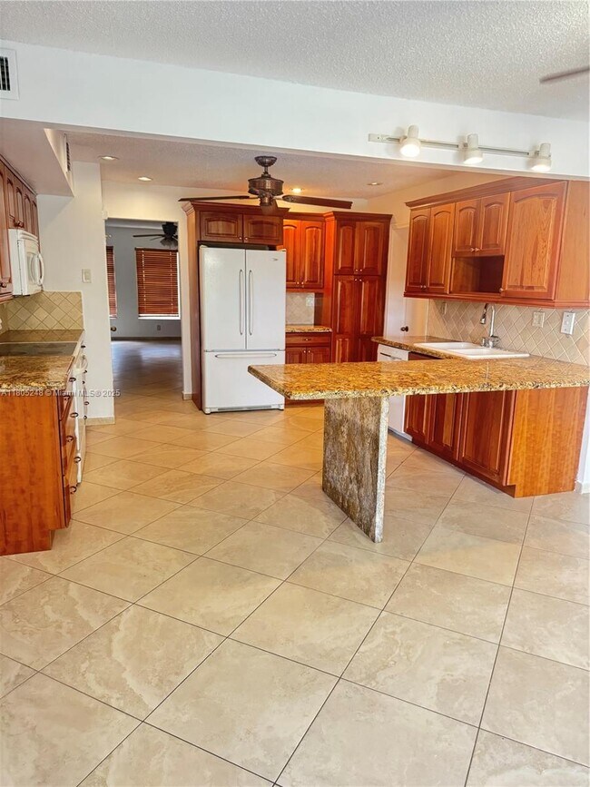 property at 3111 Coral Springs Dr