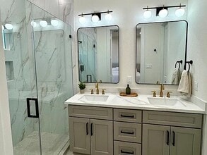 5125 Van Fleet St in Houston, TX - Building Photo - Building Photo