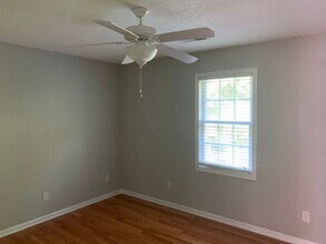 160 Ivy Creek Ln in Lynchburg, VA - Building Photo - Building Photo