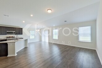 107 St Matthew Wy in Springfield, GA - Foto de edificio - Building Photo